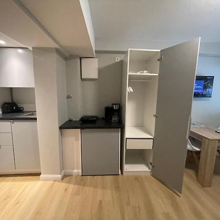 Suesses Kleines Und Zentrales Apartment Fuer Zwei Personen Mitten In Гамбург Екстер'єр фото