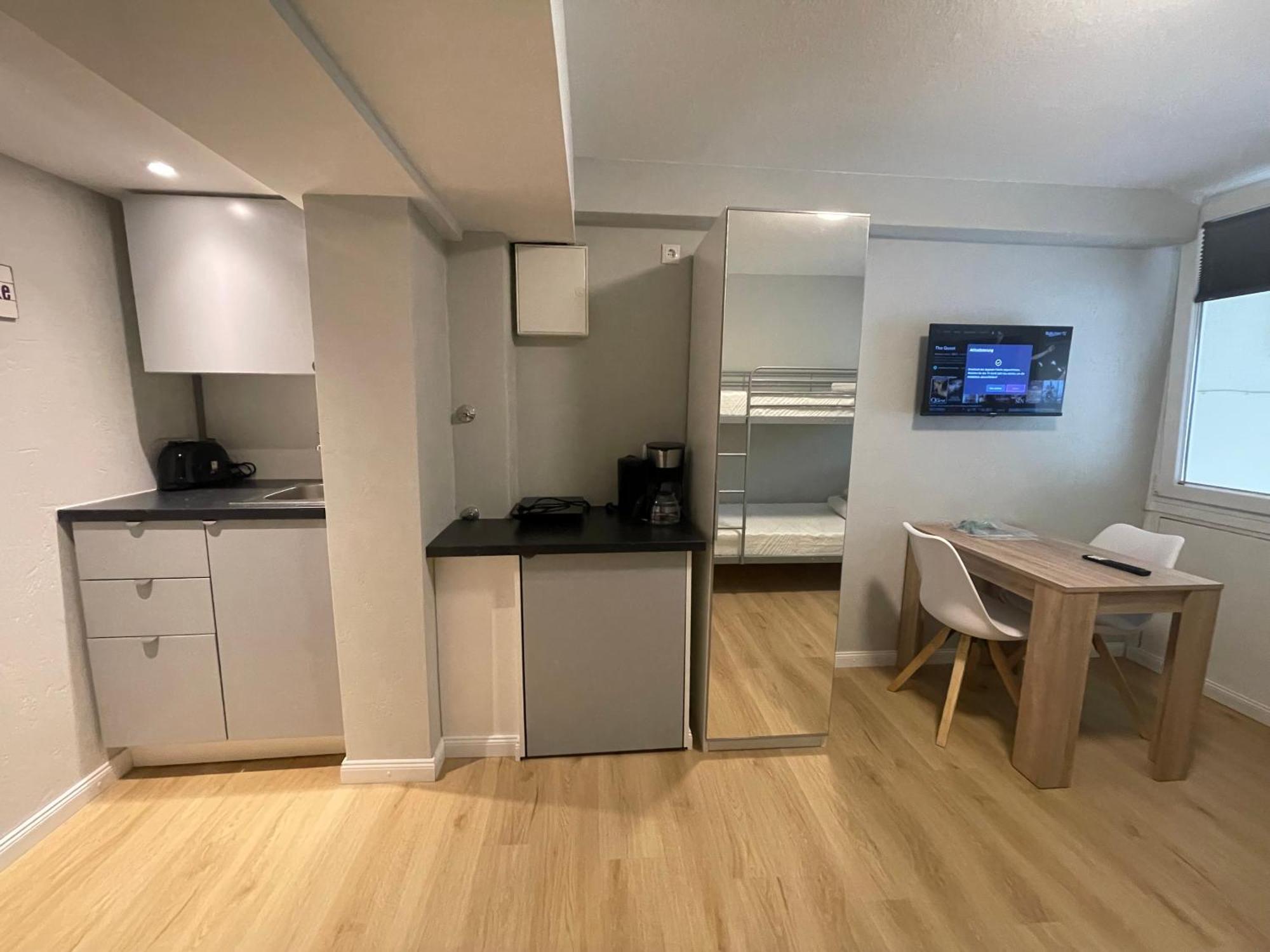 Suesses Kleines Und Zentrales Apartment Fuer Zwei Personen Mitten In Гамбург Екстер'єр фото